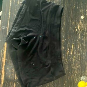 Short shorts black